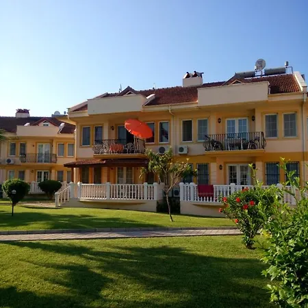 Apartmán Beatiful With Two Pools And Garden